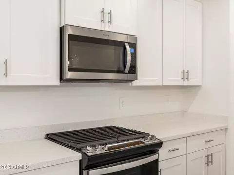 16032 W Hackamore Dr, Surprise, AZ 85387 photo 8