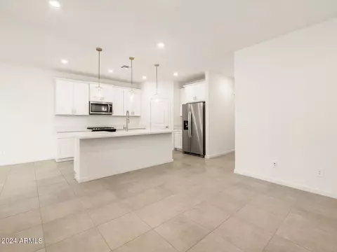 16032 W Hackamore Dr, Surprise, AZ 85387 photo 18