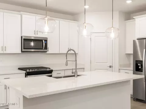 16032 W Hackamore Dr, Surprise, AZ 85387 photo 9