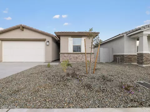 16032 W Hackamore Dr, Surprise, AZ 85387 photo 4