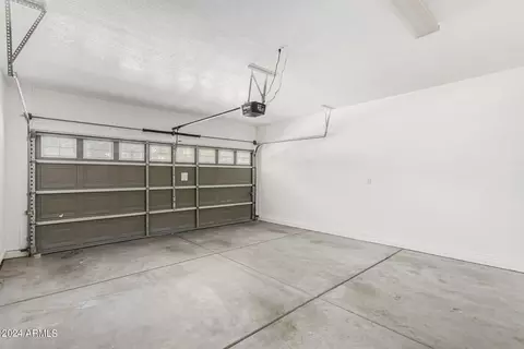1813 E Donner Dr, Phoenix, AZ 85042 photo 31