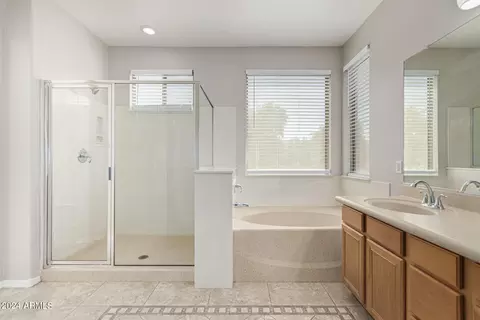 1813 E Donner Dr, Phoenix, AZ 85042 photo 23