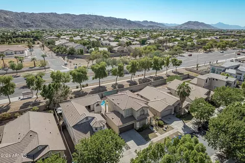 1813 E Donner Dr, Phoenix, AZ 85042 photo 49