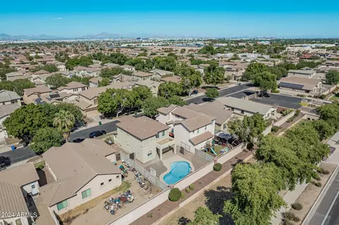 1813 E Donner Dr, Phoenix, AZ 85042 photo 52