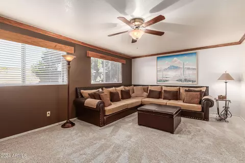 831 N Owl Dr, Gilbert, AZ 85234 photo 13