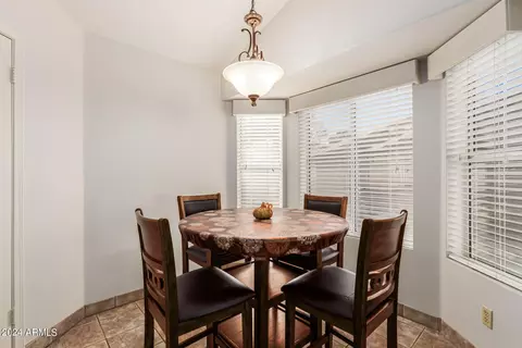 831 N Owl Dr, Gilbert, AZ 85234 photo 19