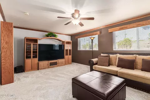 831 N Owl Dr, Gilbert, AZ 85234 photo 15
