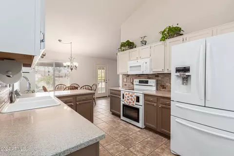 831 N Owl Dr, Gilbert, AZ 85234 photo 21