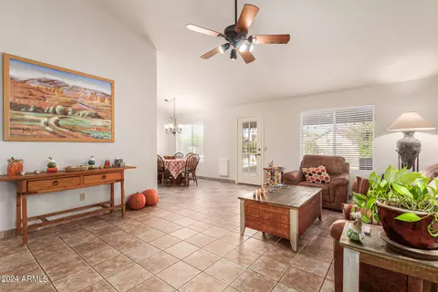 831 N Owl Dr, Gilbert, AZ 85234 photo 10
