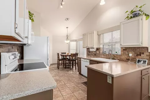 831 N Owl Dr, Gilbert, AZ 85234 photo 20