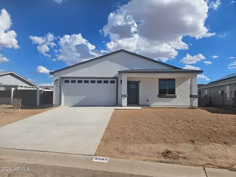 8569 W Magnum Dr, Arizona City, AZ 85123