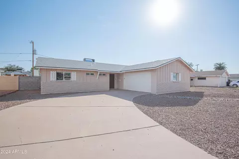 1913 W Joan De Arc Ave, Phoenix, AZ 85029