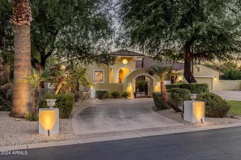 1325 E Palomino Dr, Tempe, AZ 85284