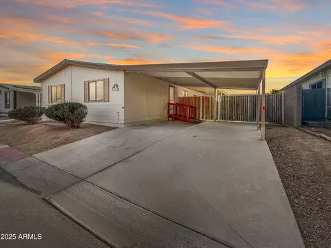 8601 N 103rd Ave #68, Peoria, AZ 85345