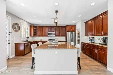 Kitchen - 3255 E Milky Way, Gilbert, AZ 85295 photo 2 of 7