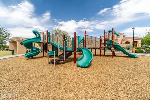 View/Area - 3255 E Milky Way, Gilbert, AZ 85295 photo 15 of 21
