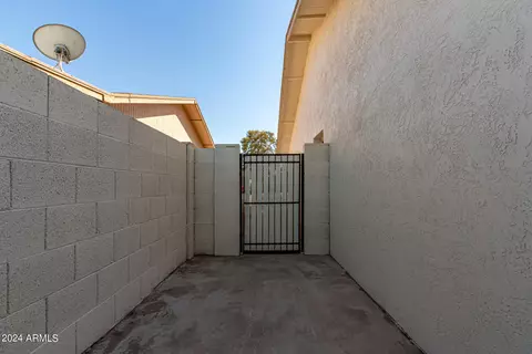 514 E Orion St, Tempe, AZ 85283 photo 33