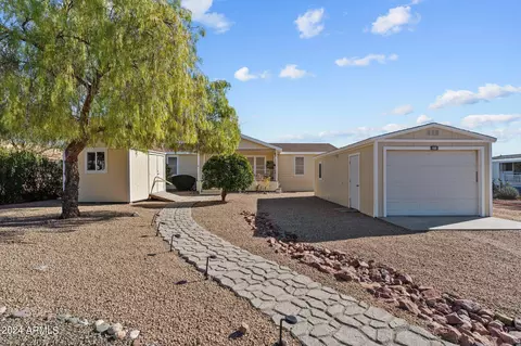 30913 S Vagabond Trl, Congress, AZ 85332