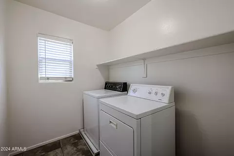 6949 S 7th Ln, Phoenix, AZ 85041 photo 19