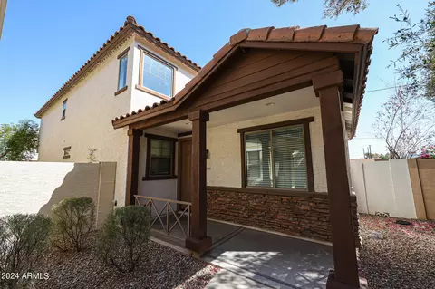 6949 S 7th Ln, Phoenix, AZ 85041 photo 2