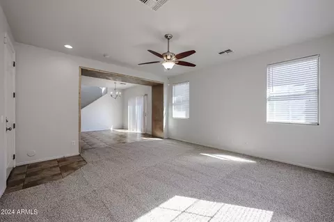 6949 S 7th Ln, Phoenix, AZ 85041 photo 8