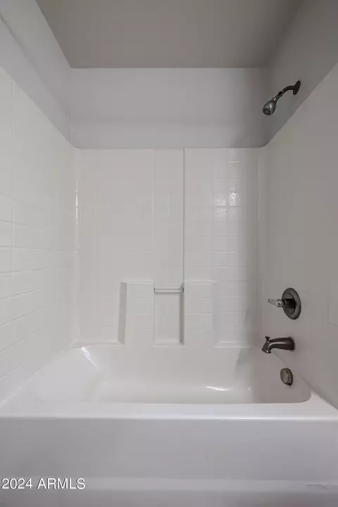 6949 S 7th Ln, Phoenix, AZ 85041 photo 25
