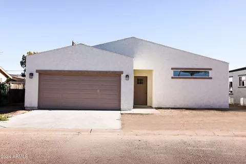 527 W Mobile Ln, Phoenix, AZ 85041