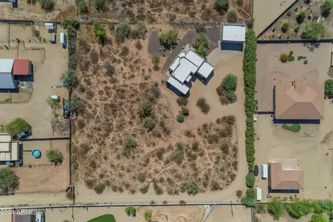 View/Area - 38332 N 25th Ave, Phoenix, AZ 85086 photo 1 of 9