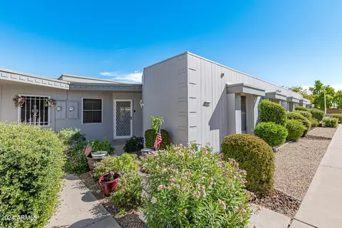 10526 W Palmeras Dr, Sun City, AZ 85373