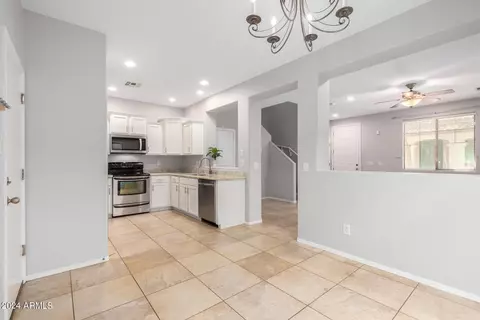 3874 E Santa Fe Ln, Gilbert, AZ 85297 photo 8