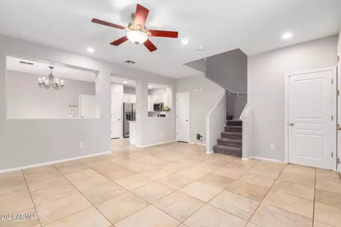 3874 E Santa Fe Ln, Gilbert, AZ 85297 photo 4