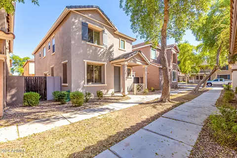 3874 E Santa Fe Ln, Gilbert, AZ 85297 photo 2