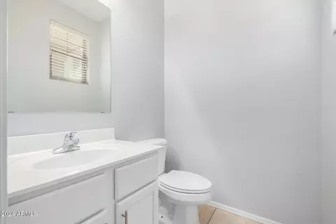 3874 E Santa Fe Ln, Gilbert, AZ 85297 photo 12