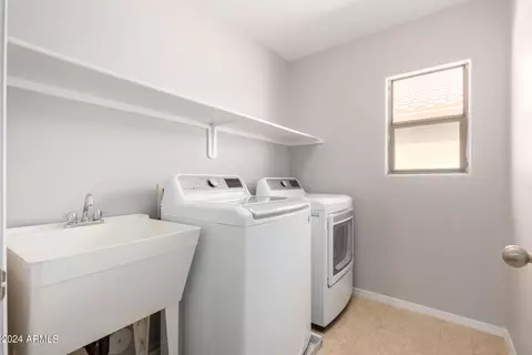 3874 E Santa Fe Ln, Gilbert, AZ 85297 photo 28