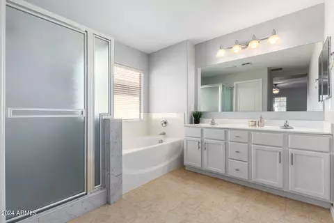 3874 E Santa Fe Ln, Gilbert, AZ 85297 photo 18
