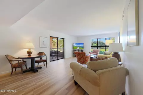 5124 N 31st Pl #524, Phoenix, AZ 85016