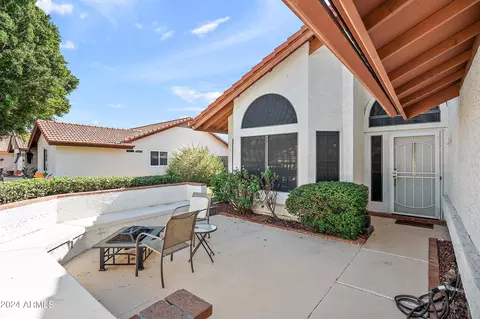 5523 Evergreen St, Mesa, AZ 85205 photo 2