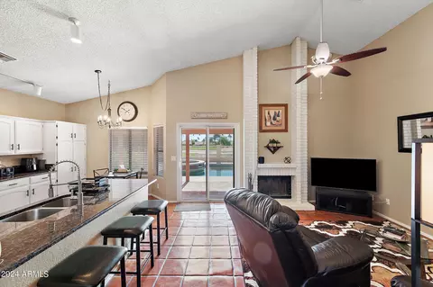 5523 Evergreen St, Mesa, AZ 85205 photo 6