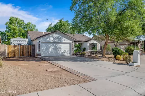 2848 W Garden Cir, Apache Junction, AZ 85120 photo 2