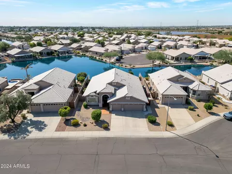 11035 W Chino Dr, Sun City, AZ 85373
