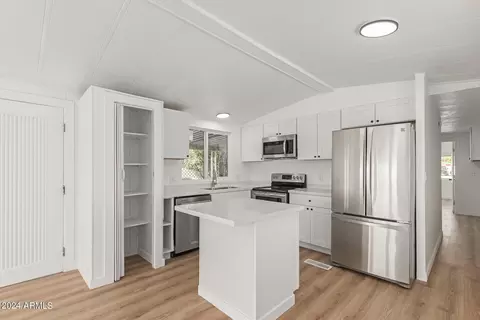 7717 E Inverness Ave, Mesa, AZ 85209 photo 8
