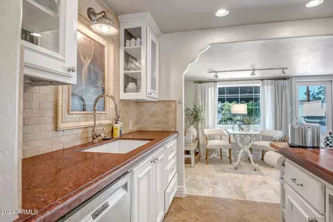 6830 N 11th Ave, Phoenix, AZ 85013 photo 11