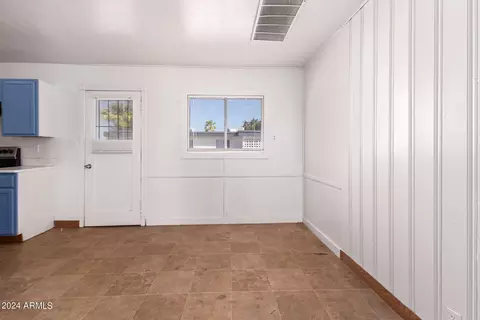 2936 E Granada Rd, Phoenix, AZ 85008 photo 9