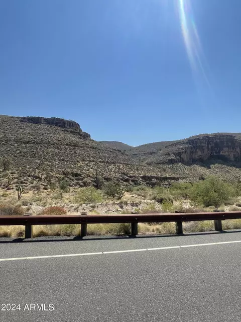 222 E 2222 -- #-, Kingman, AZ 86409 photo 3