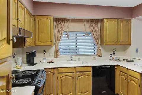 1062 E Mcnair Dr, Tempe, AZ 85283 photo 12