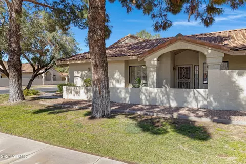 1062 E Mcnair Dr, Tempe, AZ 85283 photo 2