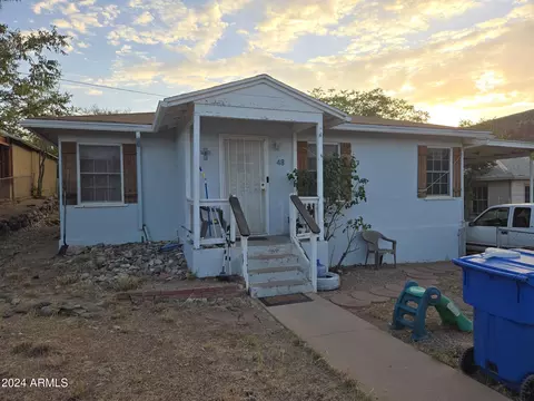 48 Lowell Ave, Bisbee, AZ 85603