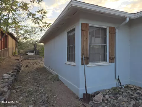 48 Lowell Ave, Bisbee, AZ 85603 photo 2