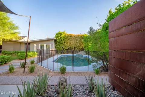 4135 E Glenrosa Ave, Phoenix, AZ 85018 photo 38