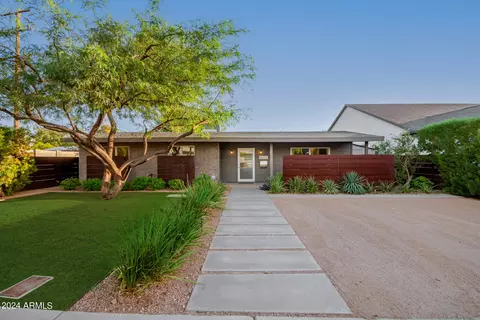 4135 E Glenrosa Ave, Phoenix, AZ 85018 photo 3